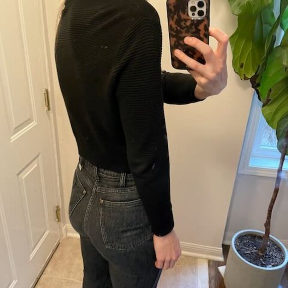 Aritzia Wilfred Light Cropped Cardigan in Black, Size Medium - Picture 3 of 5